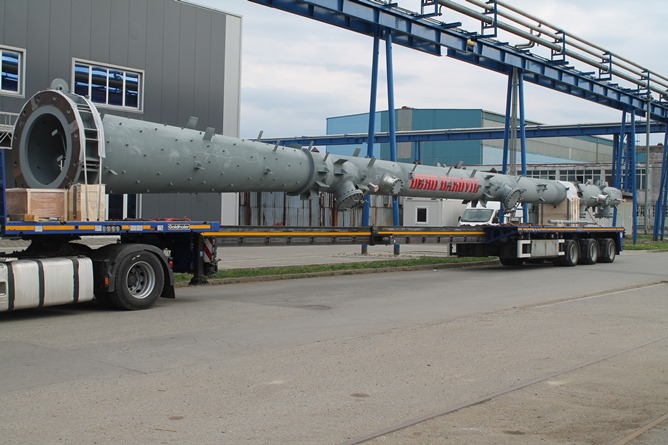 Isporuka dvije kolone - posude pod tlakom za Rafineriju nafte Rijeka